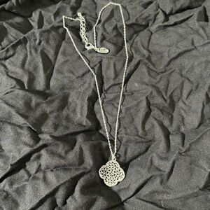 🌤️ Silvertone Necklace